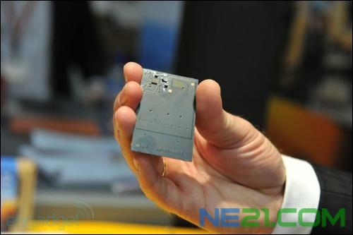 無限續航 Intivation推太陽能手機