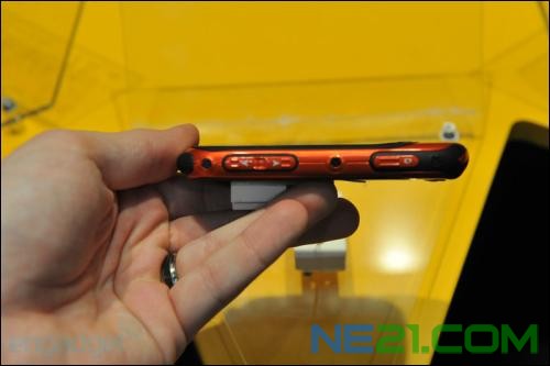 無限續航 Intivation推太陽能手機