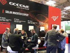 固德威實力亮相2018年英國太陽能及儲能展