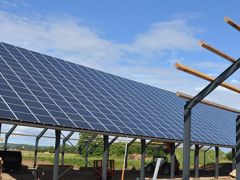 為什么負載優先使用光伏發的電而不是從電網取電？