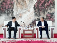 倪真與正泰集團董事長南存輝會談，雙方就深化新能源、零碳園區(qū)、算電協(xié)同等領域合作深入交流